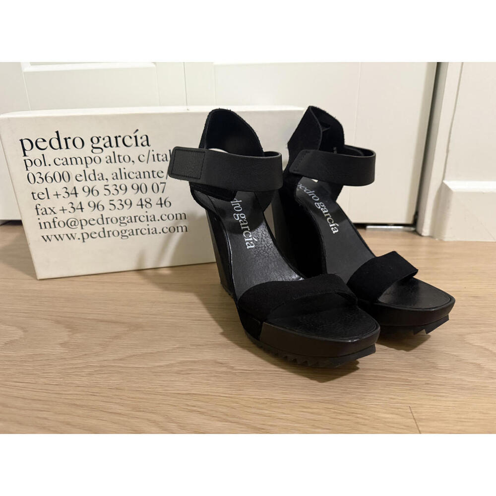 Pedro Garcia Black Leather and Suede Wedges